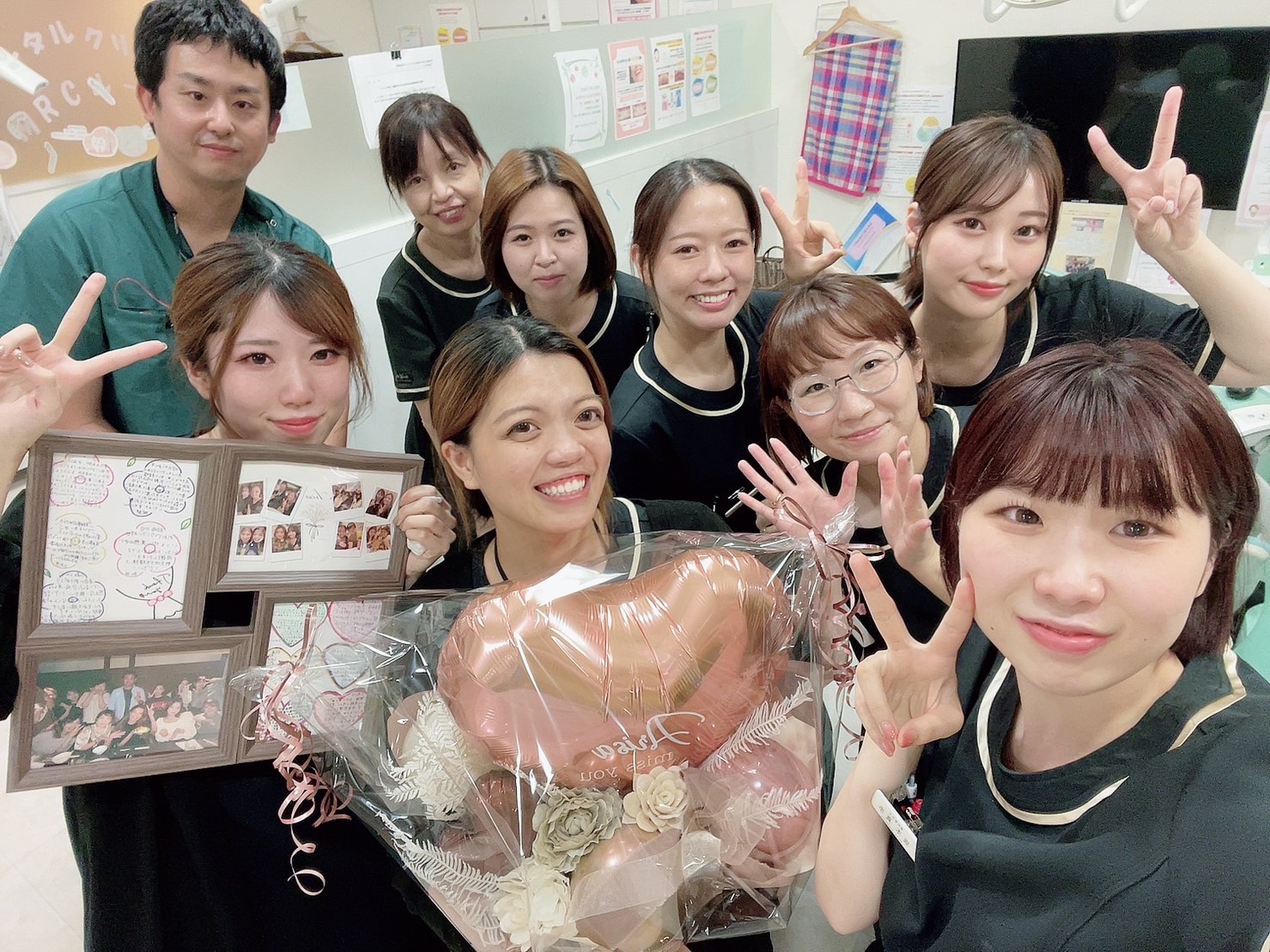 スタッフのお祝い会の様子